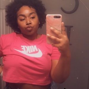 Meet your Posher, Cierra